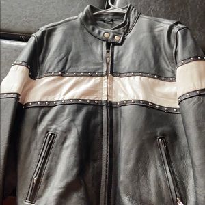 Women’s motorcycle jacket